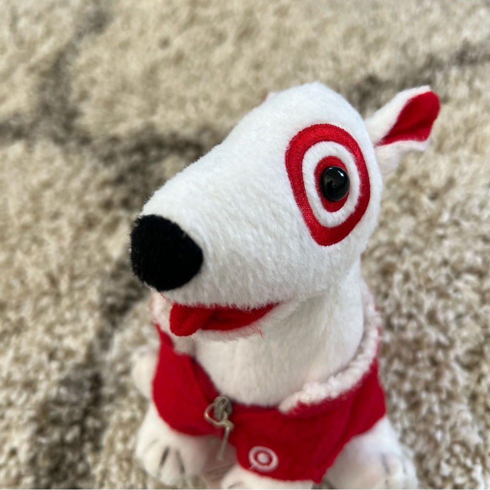 ❤️GUC❤️ TARGET Team Member 2009 Red Vest Plush Bundle - Picture 7 of 9